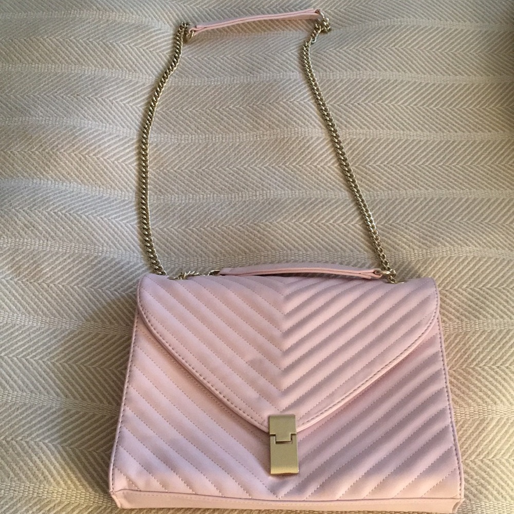 JustFab Quilted Chain Shoulder Bag - Picture 6 of 8